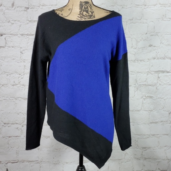 Joan Vass Sweaters - Joan Vass 100% cashmere assymetrical sweater med